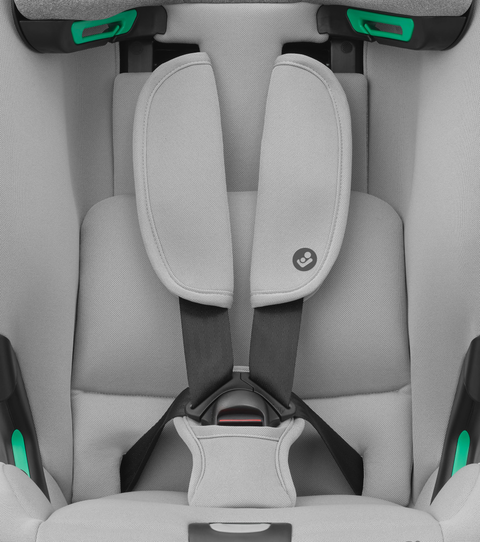 Titan Plus i-Size