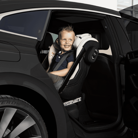 Axkid's Safest Car Seat Yet - In Car Safety Centre