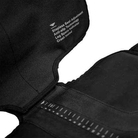 Axkid Axkid Seat Protector: Premium 3 - in - 1 Rear - facing - Accessories