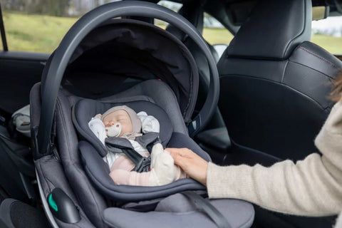 BeSafe BeSafe Go Beyond with Premature Baby Inlay - Car Seat